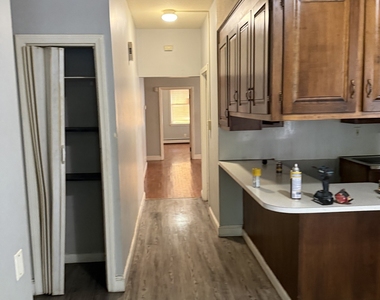 123 Putnam Street - Photo Thumbnail 3