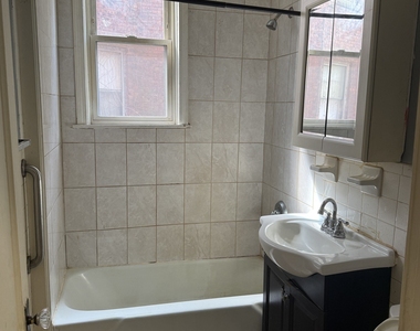 123 Putnam Street - Photo Thumbnail 5