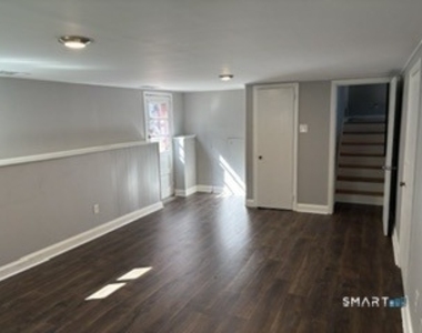 63 Westpoint Terrace - Photo Thumbnail 16