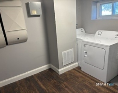 63 Westpoint Terrace - Photo Thumbnail 19