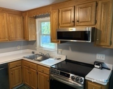 63 Westpoint Terrace - Photo Thumbnail 4