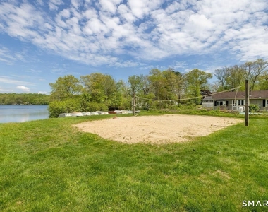 76 Ridgewood Road - Photo Thumbnail 3