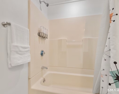 76 Ridgewood Road - Photo Thumbnail 30