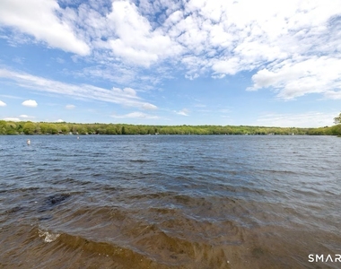 76 Ridgewood Road - Photo Thumbnail 5