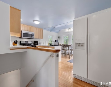 76 Ridgewood Road - Photo Thumbnail 14