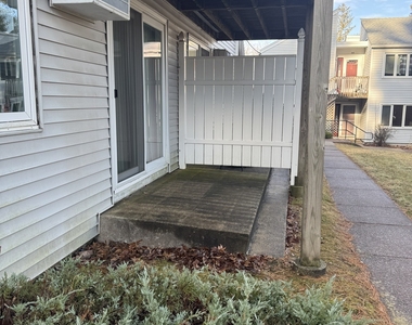 85 Old Town Road - Photo Thumbnail 2