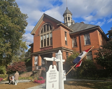 403 Main Street - Photo Thumbnail 28