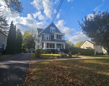 403 Main Street - Photo Thumbnail 1