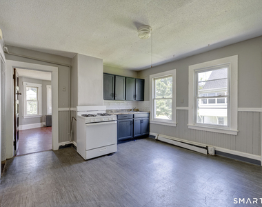 85 Spruce Street - Photo Thumbnail 4