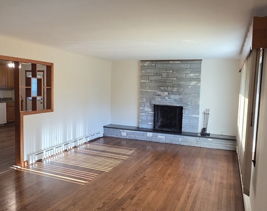 67 Phyllis Avenue - Photo Thumbnail 19