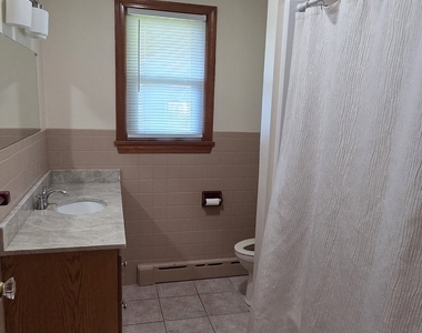 67 Phyllis Avenue - Photo Thumbnail 16