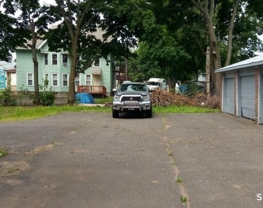 80 Sherman Avenue - Photo Thumbnail 11