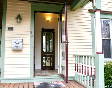 42 South Main Street - Photo Thumbnail 1