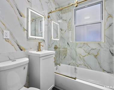 276 Bond Street - Photo Thumbnail 4