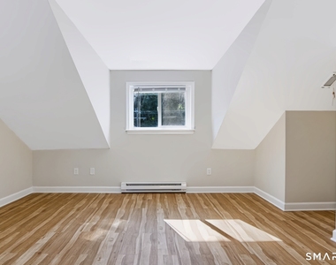 241 Boston Post Road - Photo Thumbnail 20