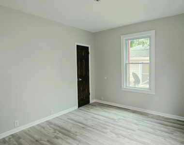 1455 North Avenue - Photo Thumbnail 5