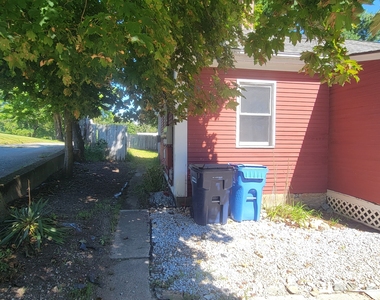 366 Hartford Pike - Photo Thumbnail 19