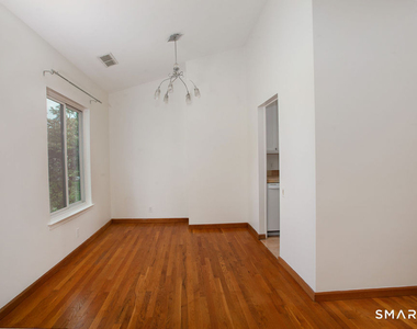 68 Lawson Lane - Photo Thumbnail 2