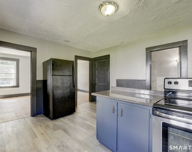 85 Spruce Street - Photo Thumbnail 3