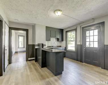 85 Spruce Street - Photo Thumbnail 2