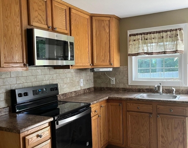 14 Forest Drive - Photo Thumbnail 3