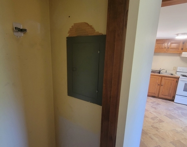 220 Babbitt Hill Road - Photo Thumbnail 6