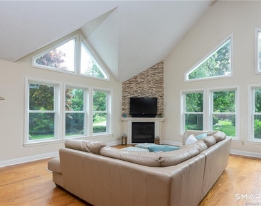 5 Mariners Way - Photo Thumbnail 7