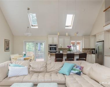 5 Mariners Way - Photo Thumbnail 10