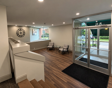 45 Maple Street - Photo Thumbnail 8