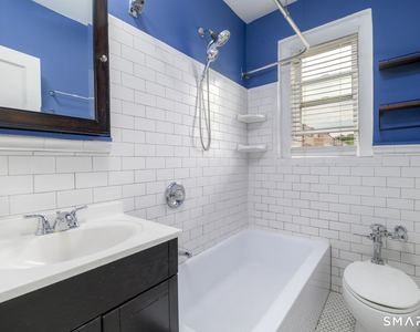 136 Woodside Green - Photo Thumbnail 12