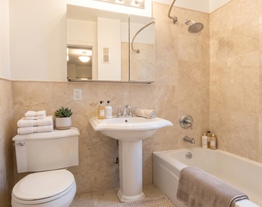 501 West 110th Street - Photo Thumbnail 4