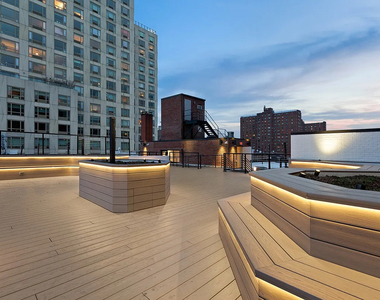 1274 5th Avenue - Photo Thumbnail 7