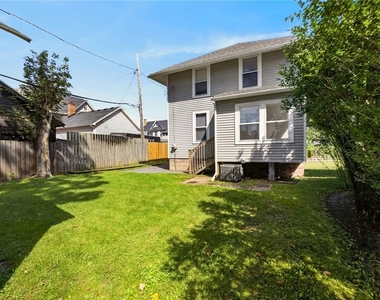17 Heather Street - Photo Thumbnail 23