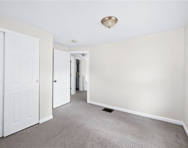 17 Heather Street - Photo Thumbnail 17