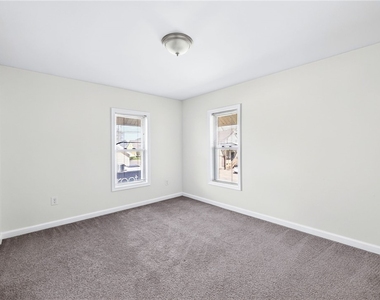 17 Heather Street - Photo Thumbnail 14