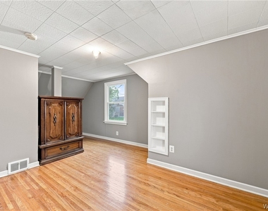 4643 Patricia Drive - Photo Thumbnail 24
