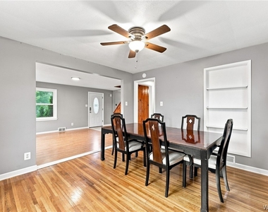 4643 Patricia Drive - Photo Thumbnail 10
