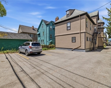 182 Lancaster Avenue - Photo Thumbnail 18