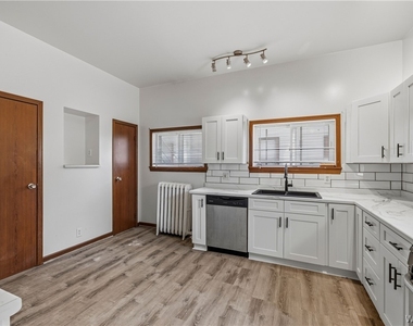 182 Lancaster Avenue - Photo Thumbnail 5