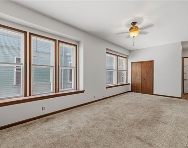 182 Lancaster Avenue - Photo Thumbnail 8