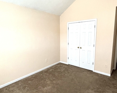 5452 Perching Place - Photo Thumbnail 11