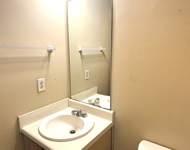 5452 Perching Place - Photo Thumbnail 8