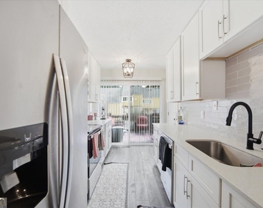 220 Yuba Walk - Photo Thumbnail 10