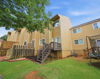 220 Yuba Walk - Photo Thumbnail 30