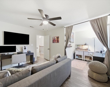 220 Yuba Walk - Photo Thumbnail 25