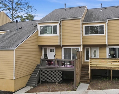220 Yuba Walk - Photo Thumbnail 3