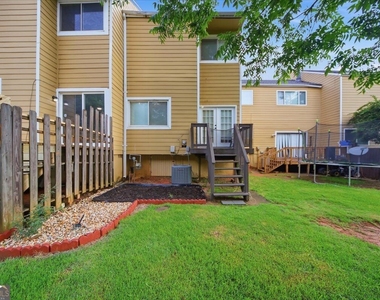 220 Yuba Walk - Photo Thumbnail 28