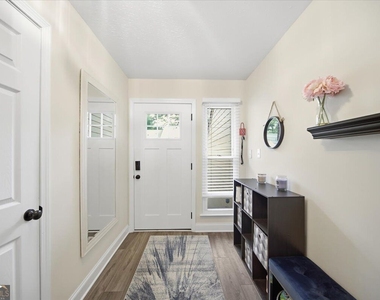 220 Yuba Walk - Photo Thumbnail 6