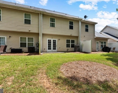 143 Granite Way - Photo Thumbnail 31