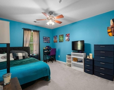 143 Granite Way - Photo Thumbnail 20
